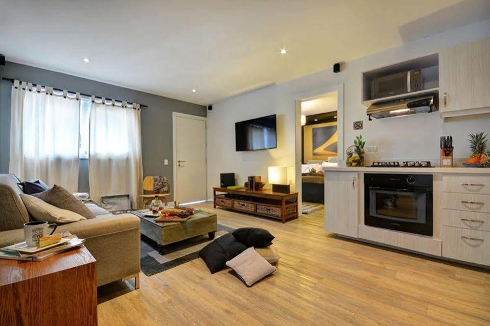 Oasis Suites 메딜린 외부 사진