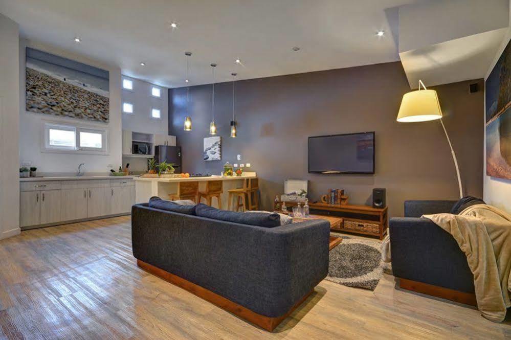 Oasis Suites 메딜린 외부 사진