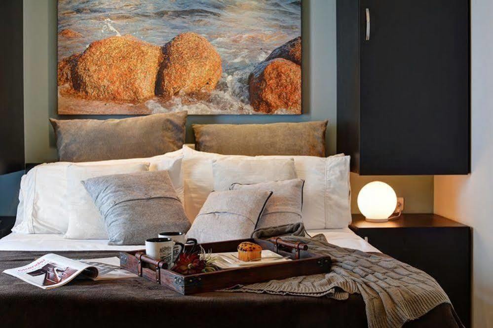 Oasis Suites 메딜린 외부 사진