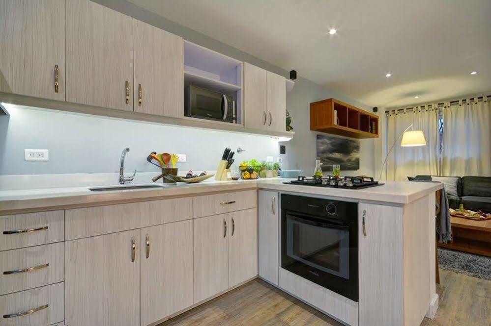 Oasis Suites 메딜린 외부 사진
