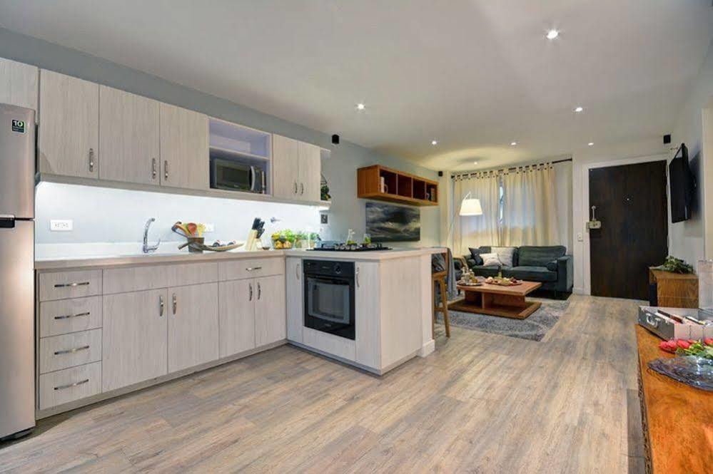 Oasis Suites 메딜린 외부 사진